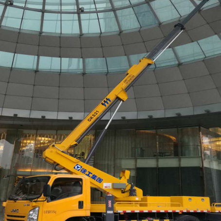 鹤山附近高空作业车租赁｜安全设备租赁｜高空安装|工程定制化方案｜亿立达设备租赁